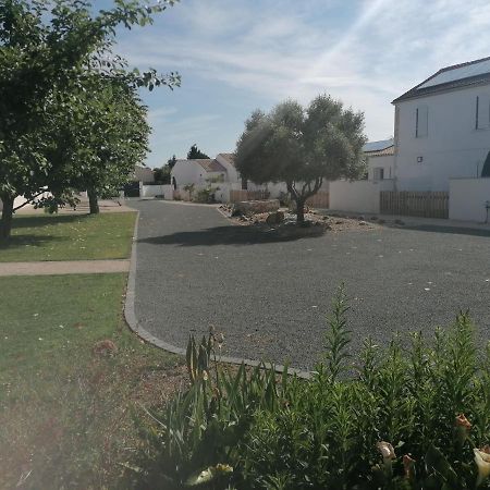 Le Mousse Maison Avec Piscine/Parking/Wifi/Plages 5Kms Ле-Мат Экстерьер фото